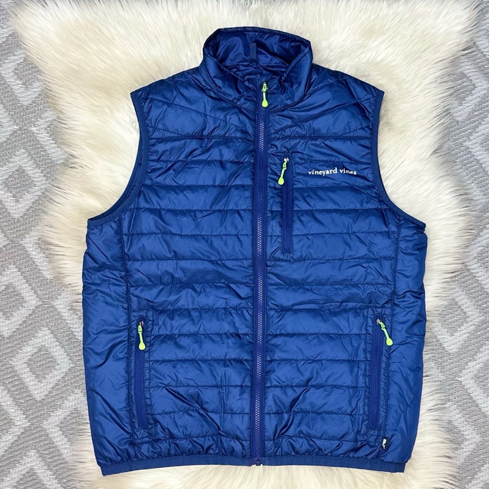⭐️Vineyard Vines Mountain Weekend Vest [1501]